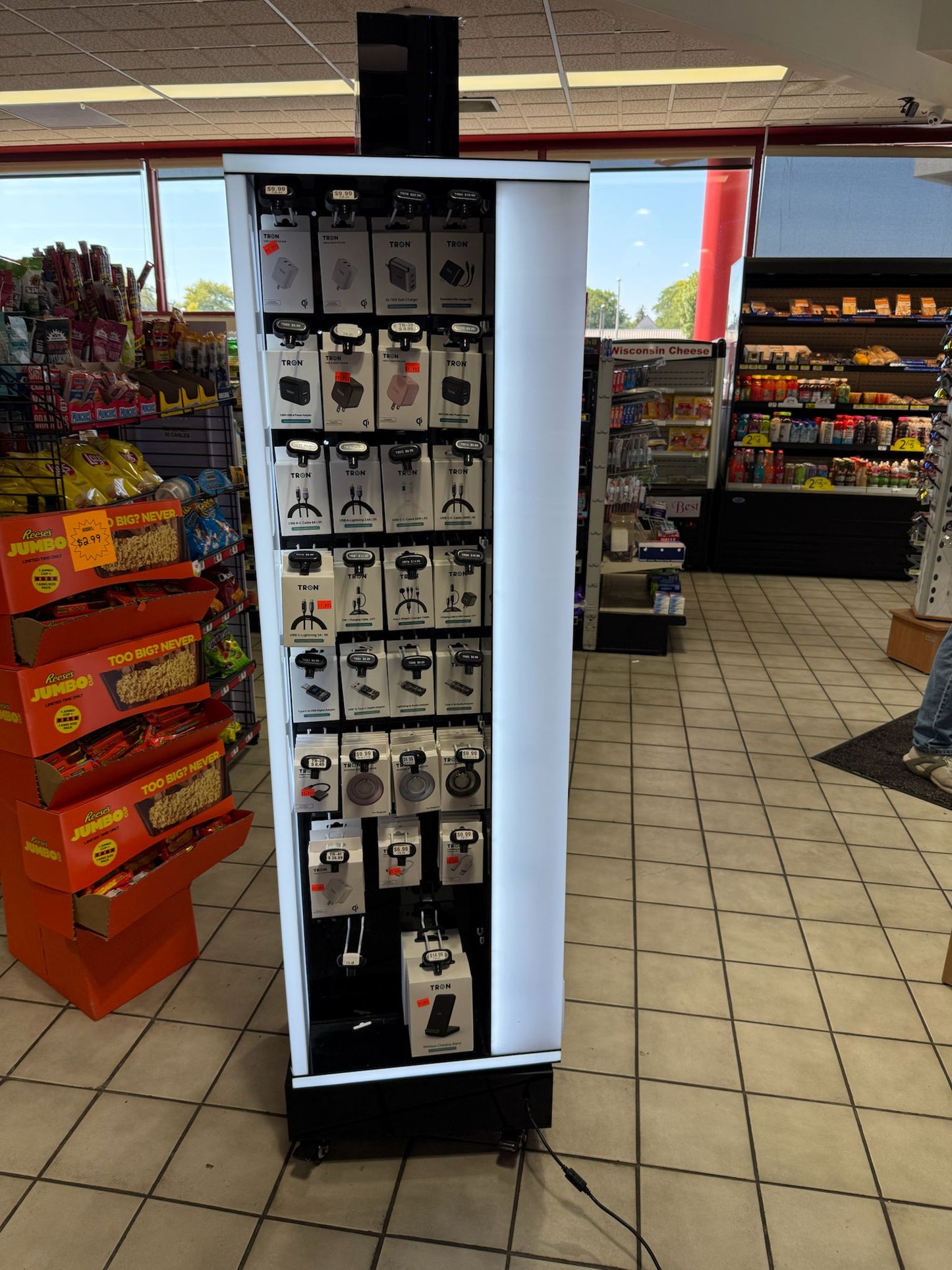 Display Case TR270-166 Products • 80–100 Product Variations •