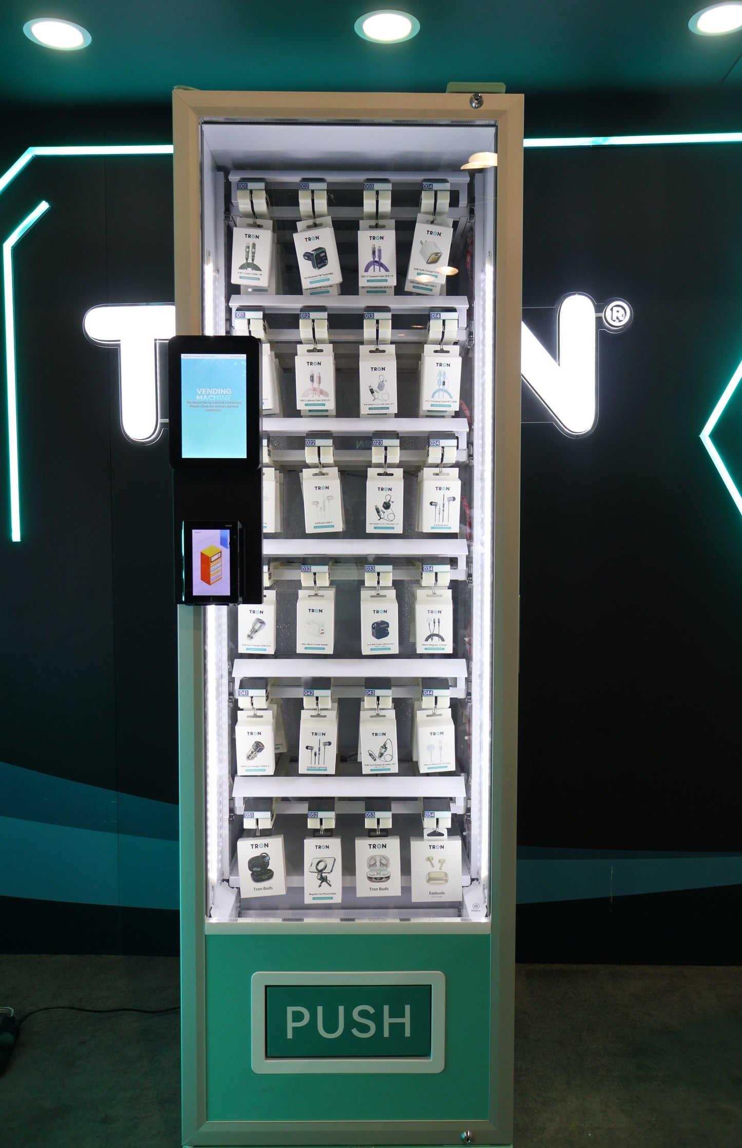 Smart Retail Vending Display- TRV100  – Touchscreen Automated Merchandising Unit