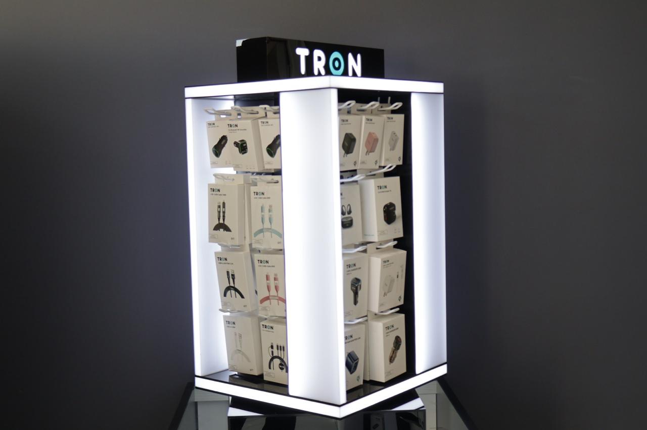 Display Case – TR130• 87 Products • 48–50 Product Variations •