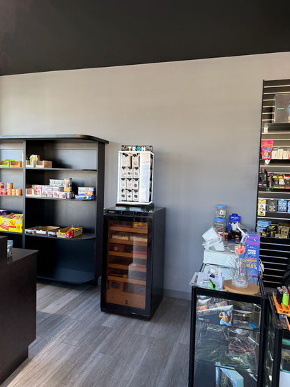 Display Case – TR130• 87 Products • 48–50 Product Variations •